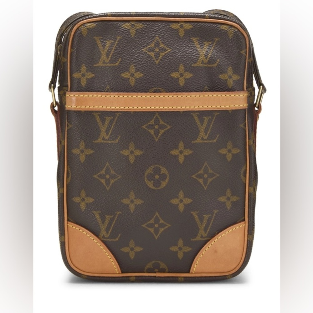 COA included Guaranteed Authentic Louis Vuitton Monogram Canvas Danube